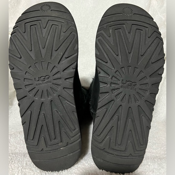 Ugg boots - Picture 9 of 9